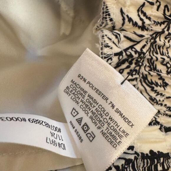 NWT EXPRESS High waisted design wide leg pants Size Small - Picture 9 of 10